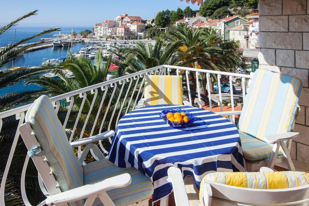 Apartments Teo Podgora Rum bild